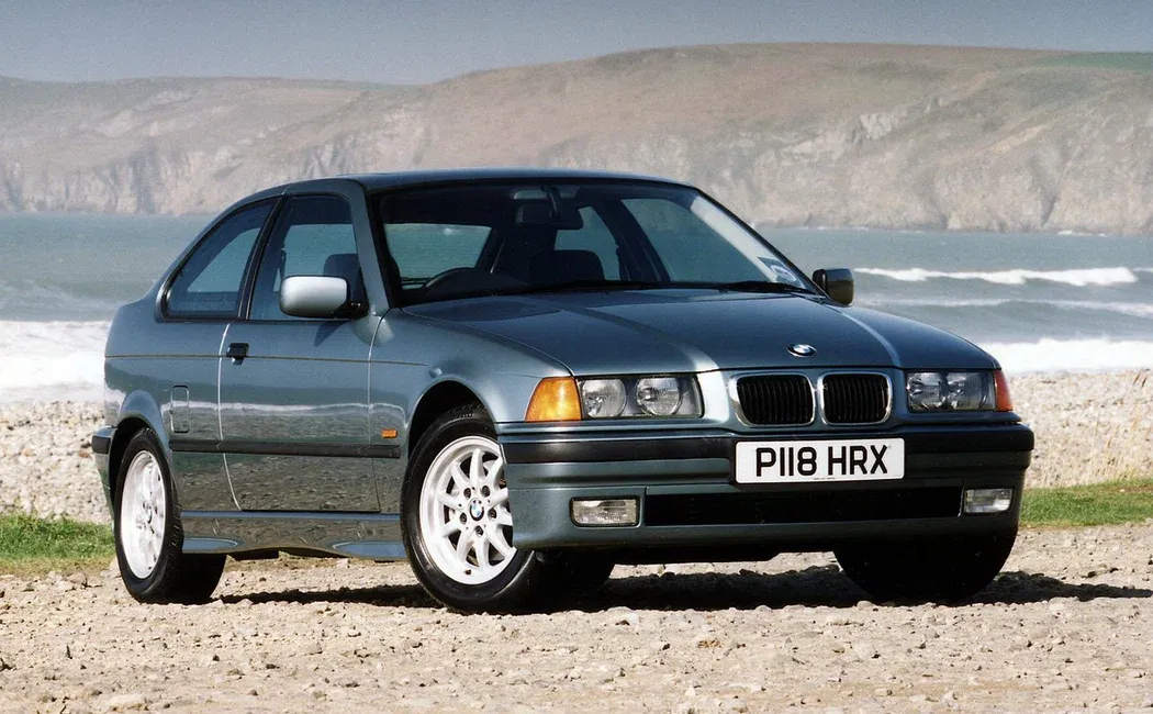Логотип BMW 3 серия Хэтчбек 3 дв. 3 (E36)