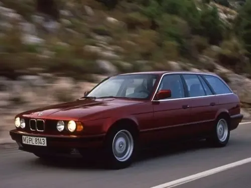 Логотип BMW 5 серия Универсал 4 дв. 3 (E34)