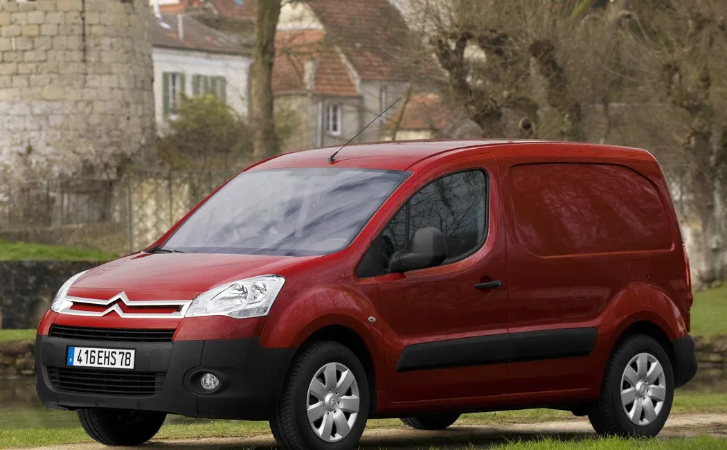 Логотип Citroen Berlingo Компактвэн 3 дв. 2 поколение