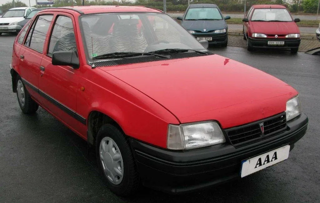 Логотип Daewoo Racer Хэтчбек 5 дв. 1 поколение