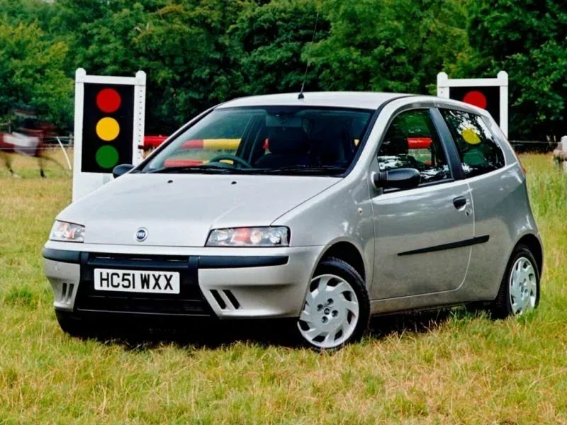 Логотип Fiat Punto Хэтчбек 3 дв. 2 поколение