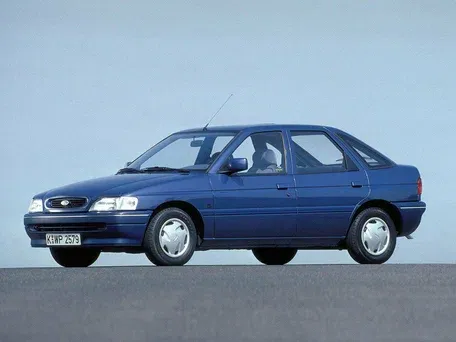 Логотип Ford Escort Седан 4 дв. 5 поколение