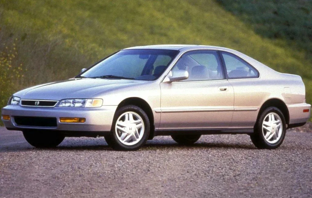 Логотип Honda Accord Купе 2 дв. 5 поколение