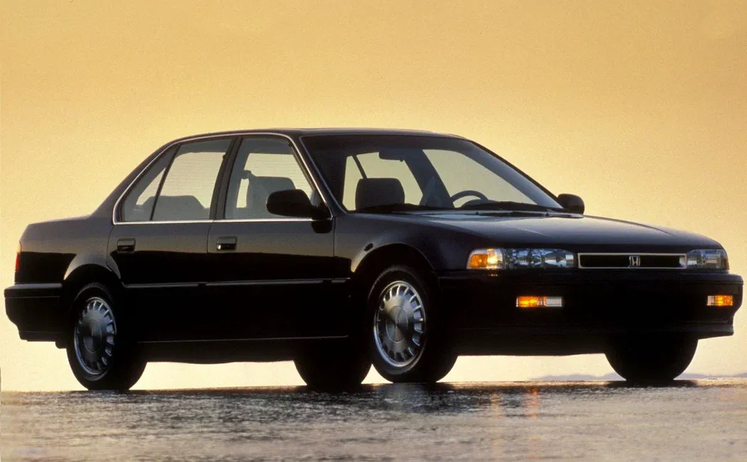 Логотип Honda Accord Седан 4 дв. 4 поколение