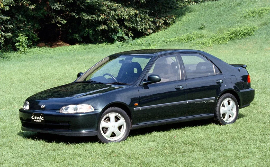 Логотип Honda Civic Седан 4 дв. 5 поколение