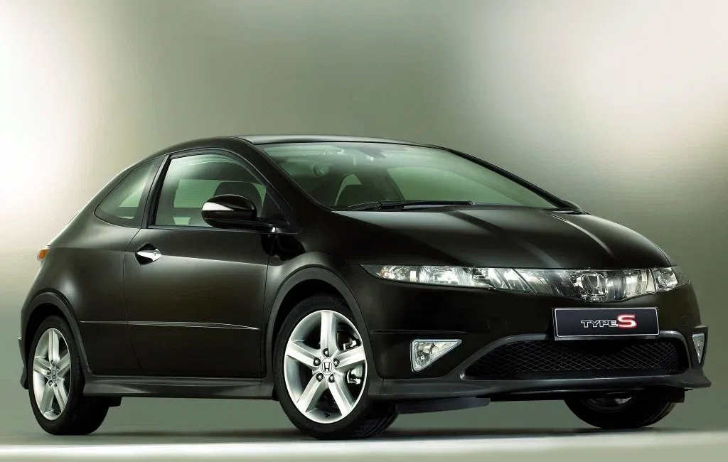 Логотип Honda Civic Хэтчбек 3 дв. 8 поколение