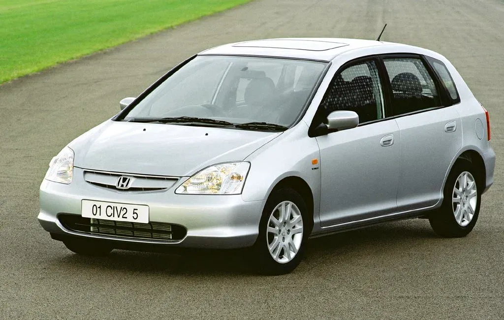 Логотип Honda Civic Хэтчбек 5 дв. 7 поколение