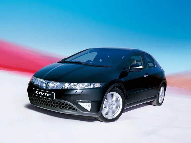 Логотип Honda Civic Хэтчбек 5 дв. 8 поколение