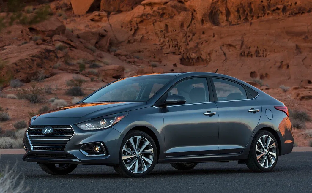 Логотип Hyundai Accent Седан 4 дв. 5 поколение