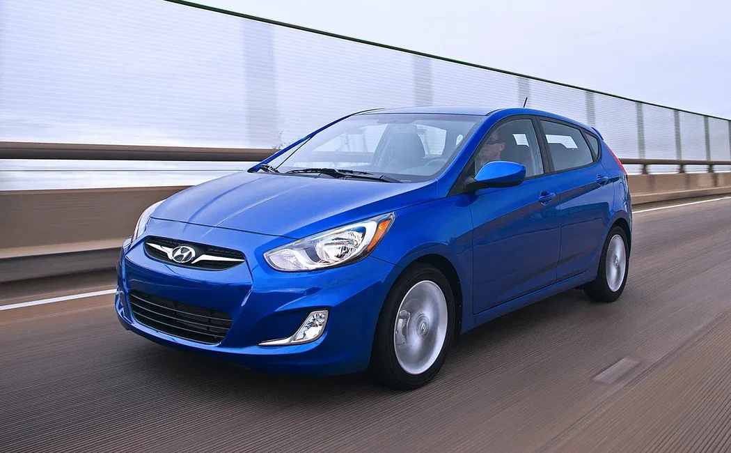 Логотип Hyundai Accent Хэтчбек 5 дв. 4 поколение