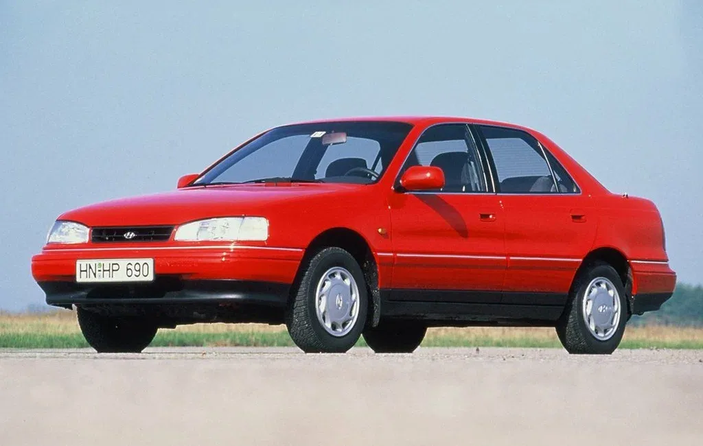 Логотип Lantra