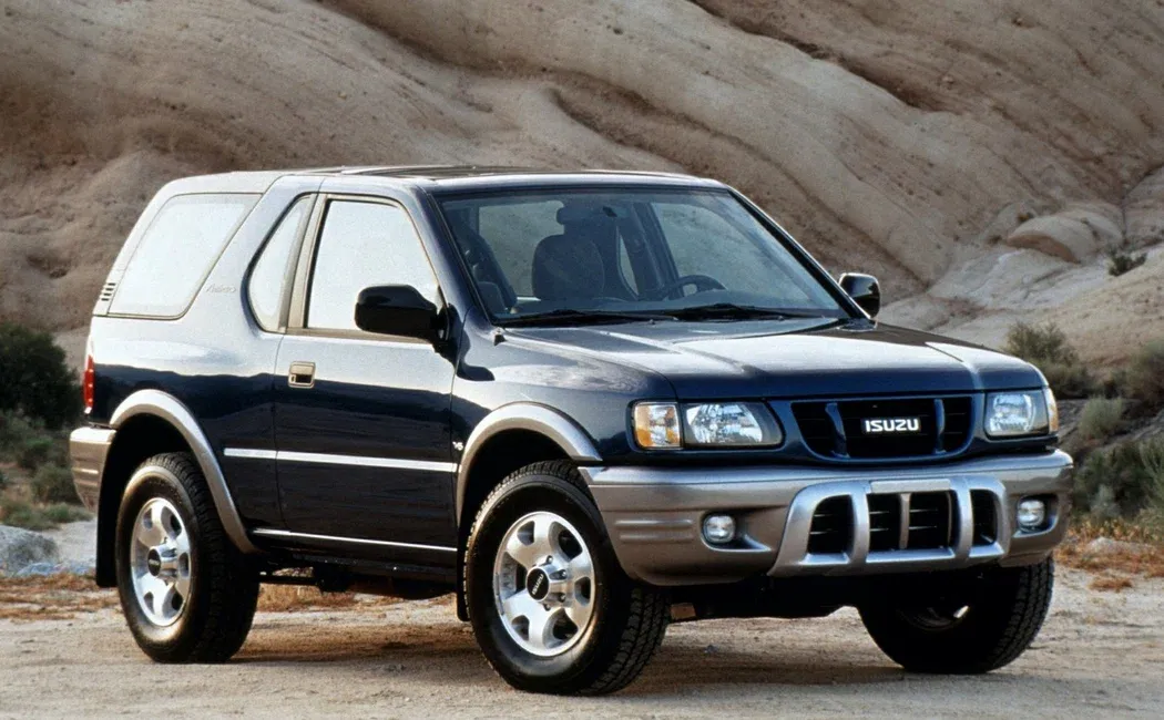 Логотип Isuzu Amigo Внедорожник 3 дв. 2 поколение