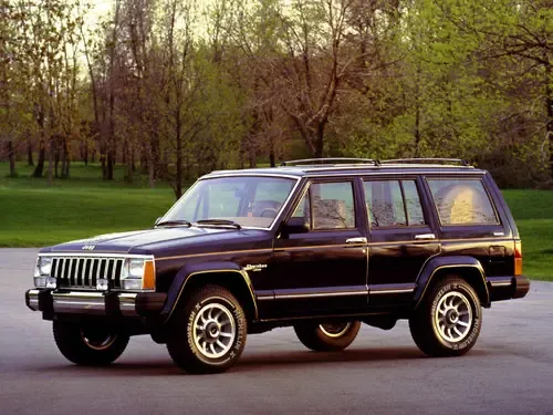 Логотип Jeep Cherokee Внедорожник 5 дв. 2 (XJ)