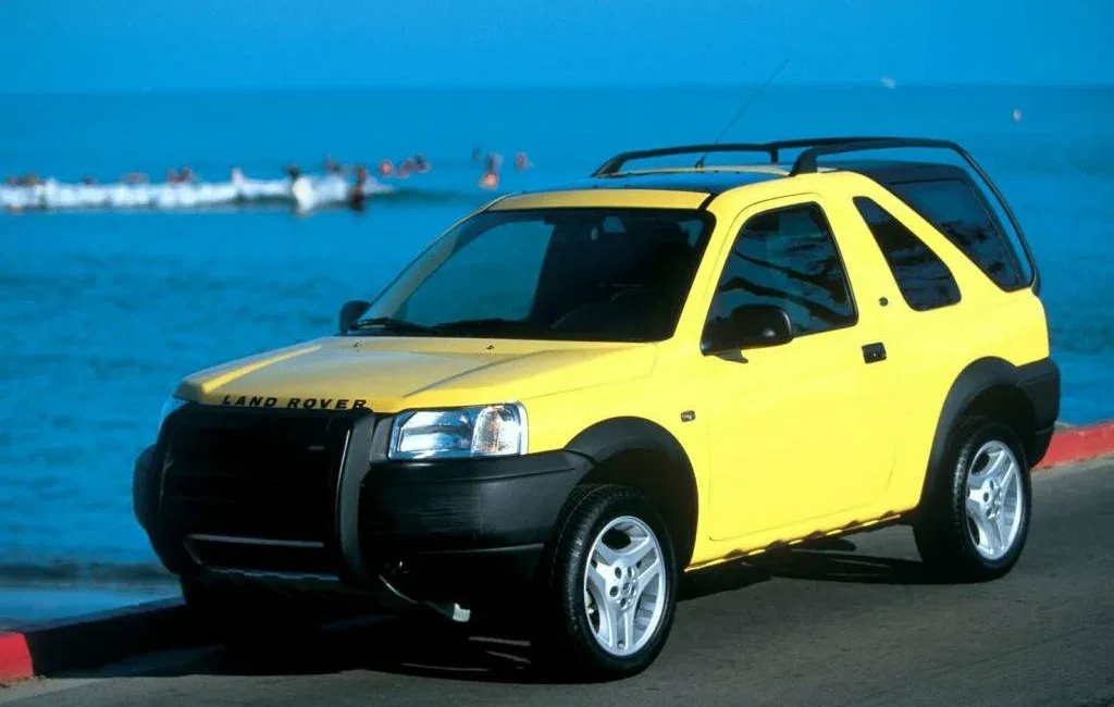 Логотип Land Rover Freelander Внедорожник 3 дв. 1 поколение