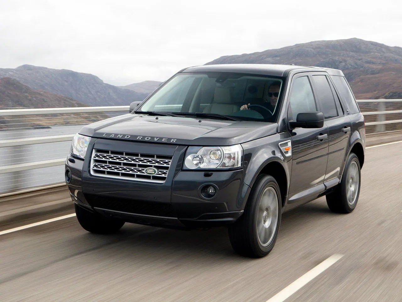 Логотип Freelander