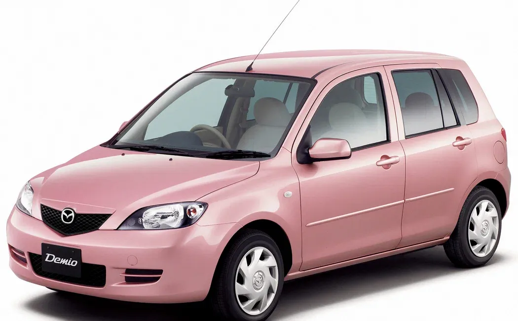 Логотип Mazda Demio Хэтчбек 5 дв. 2 (DY)