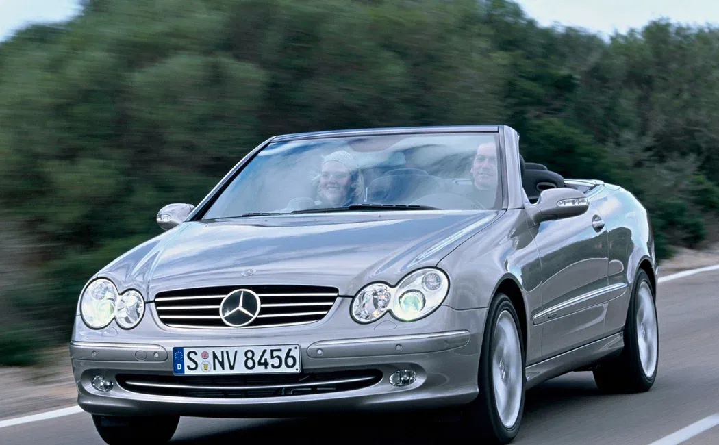 Логотип Mercedes-Benz CLK-klasse Кабриолет 2 дв. 2 (W209)