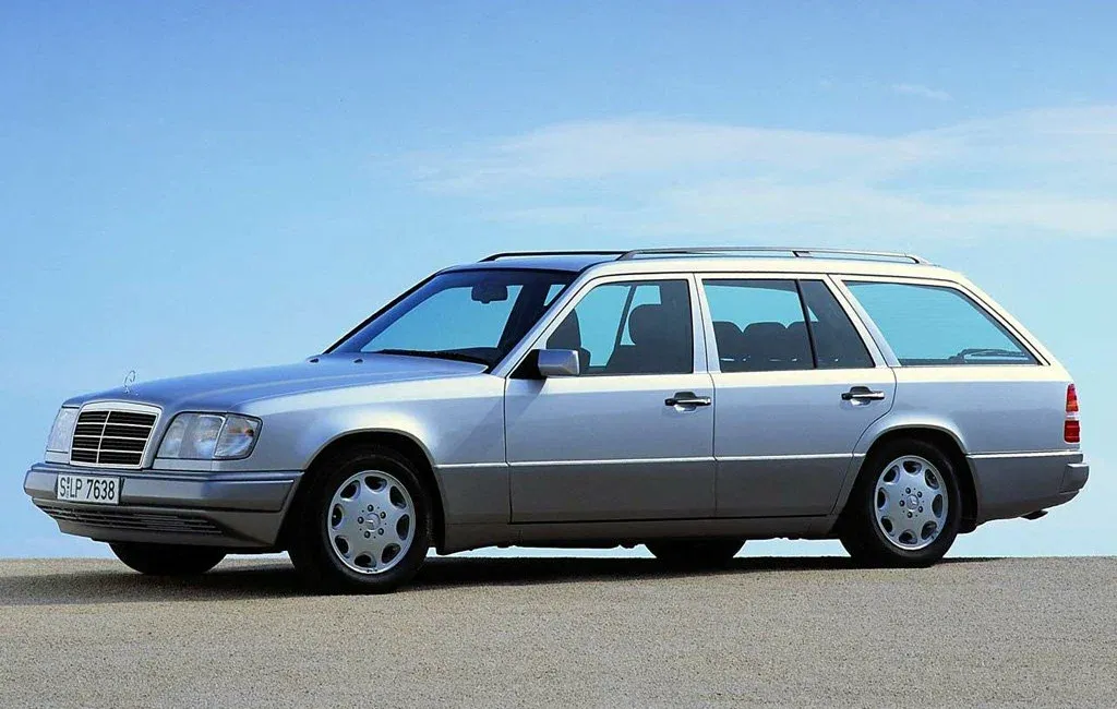 Логотип Mercedes-Benz E-klasse Универсал 5 дв. 1 (W124)
