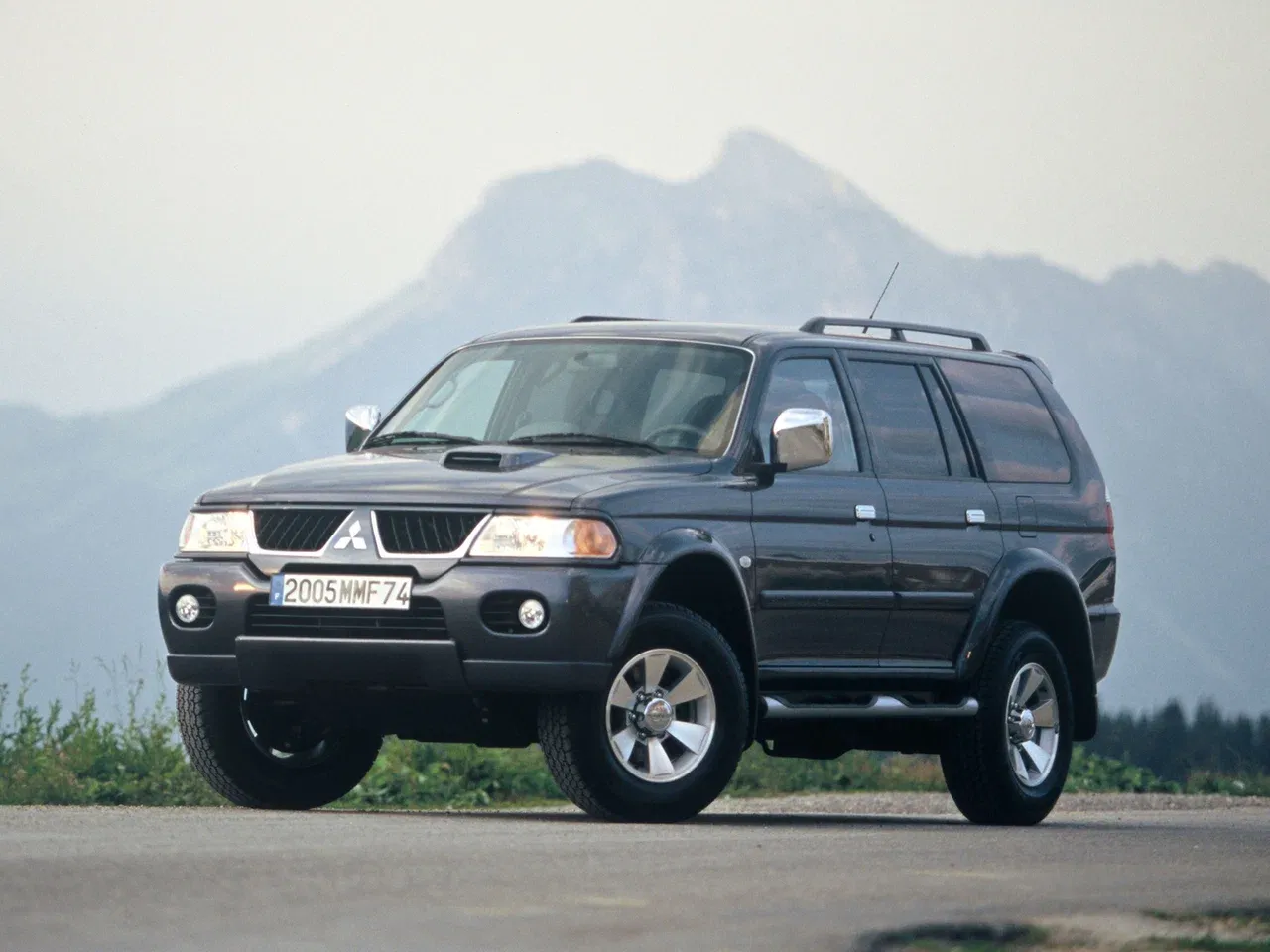 Логотип Pajero Sport