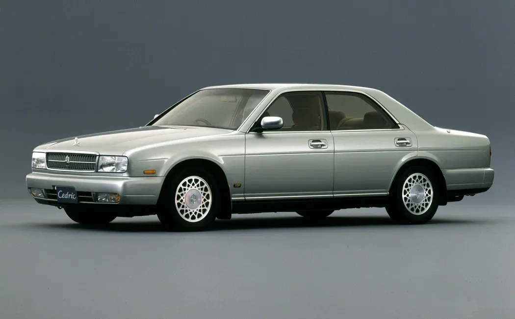 Логотип Nissan Cedric Седан 4 дв. 8 (Y32)