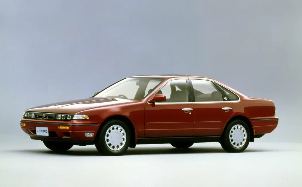 Логотип Nissan Cefiro Седан 4 дв. 1 поколение