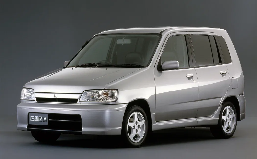 Логотип Nissan Cube Минивэн 5 дв. 1 (Z10)