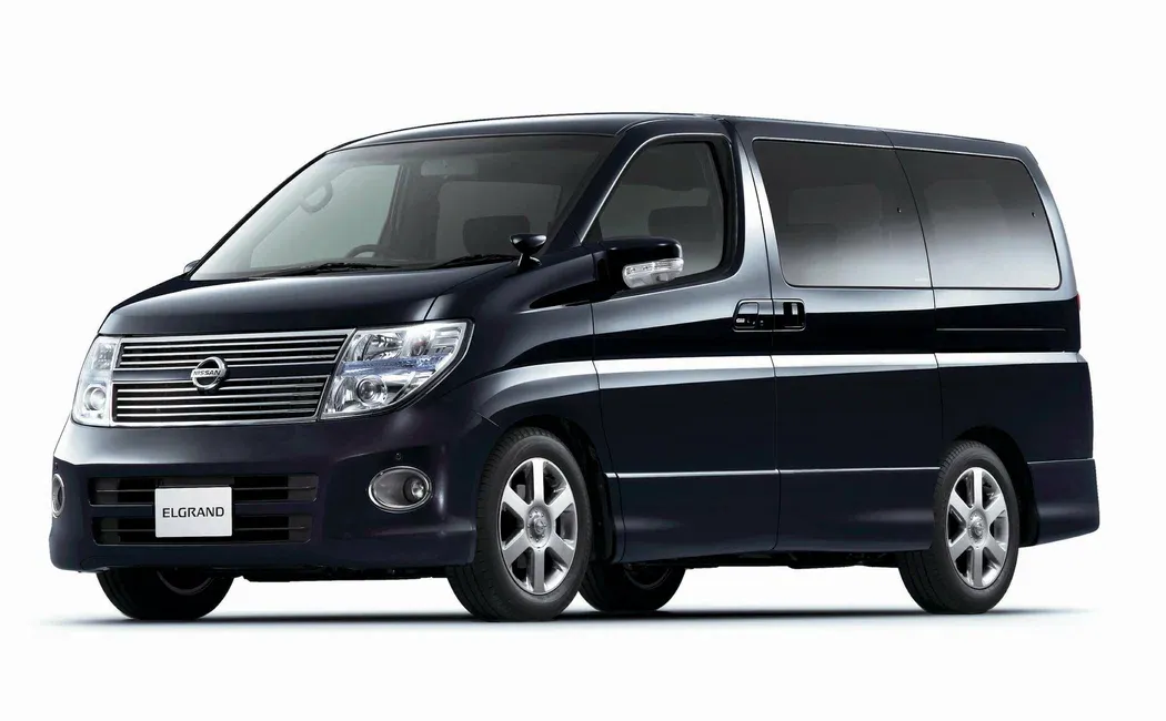 Логотип Nissan Elgrand Минивэн 2 (Е51)
