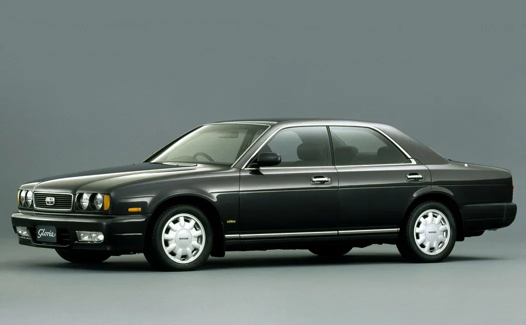 Логотип Nissan Gloria Седан 4 дв. 9 (Y32)