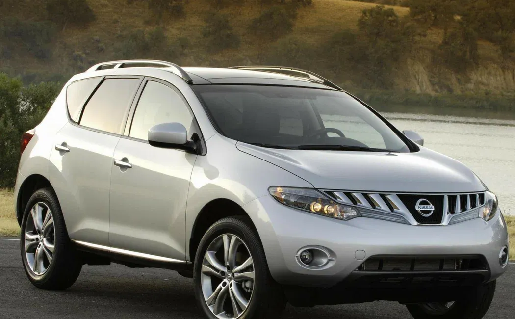 Логотип Nissan Murano Внедорожник 5 дв. 2 (Z51)