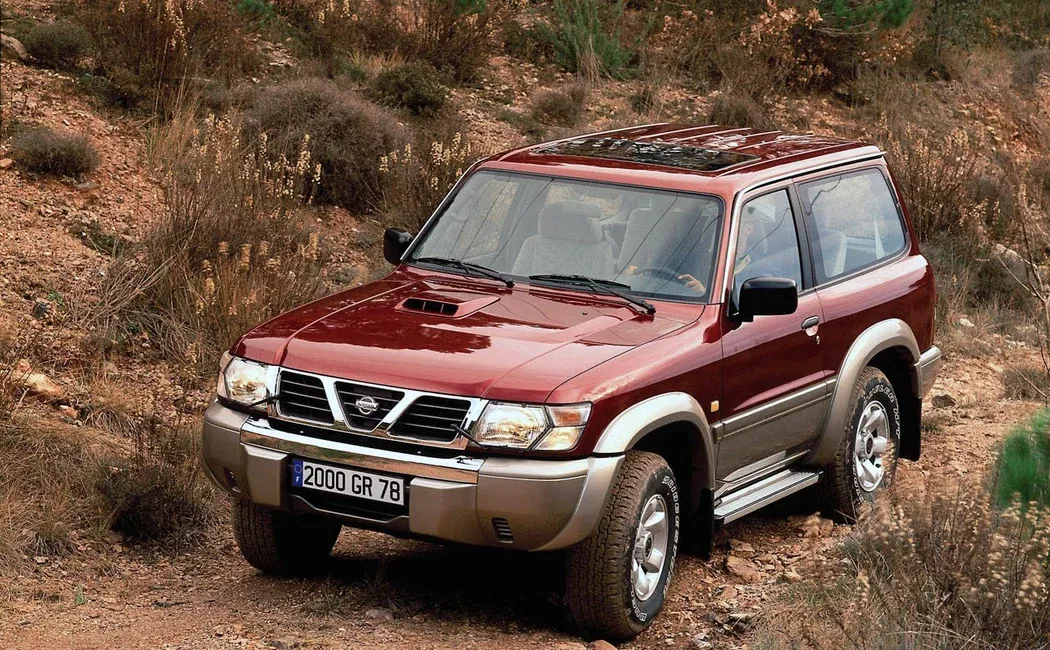 Логотип Nissan Patrol Внедорожник 3 дв. 5 (Y61)