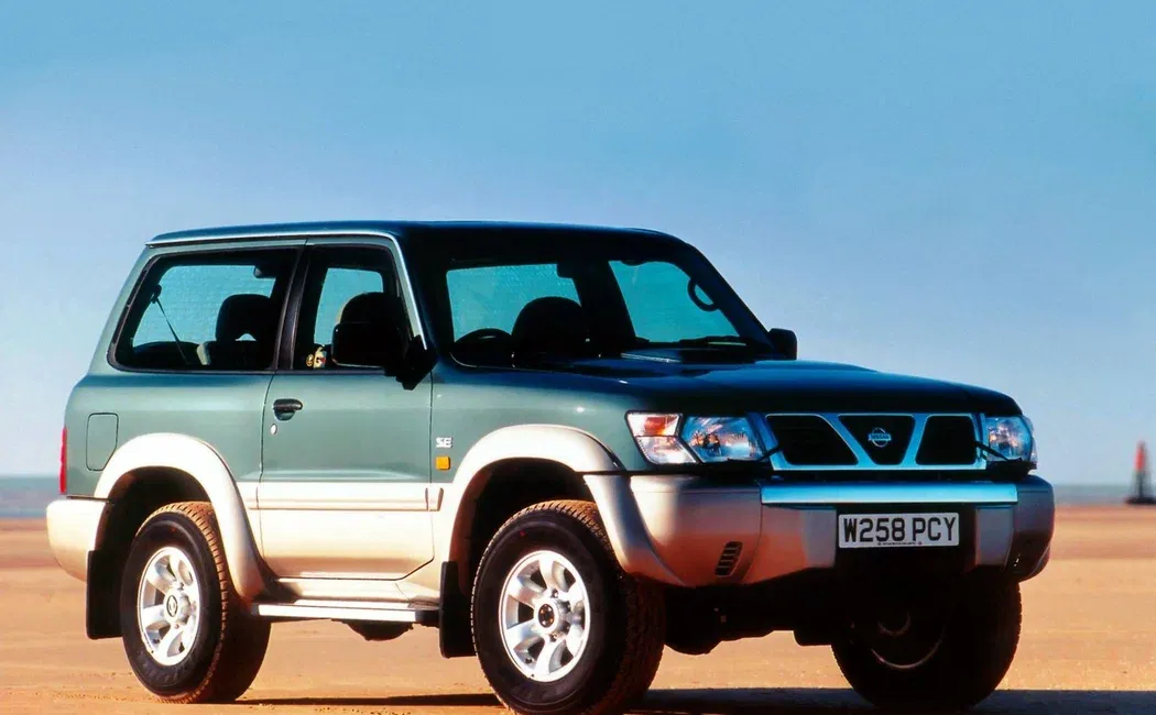 Логотип Nissan Safari Внедорожник 3 дв. 5 (Y61)