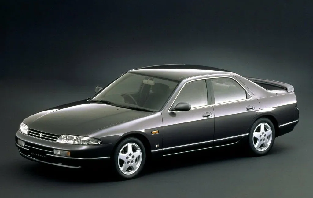 Логотип Nissan Skyline Седан 4 дв. 9 (R33)