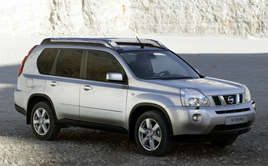 Логотип Nissan X-Trail Внедорожник 5 дв. 2 (T31)