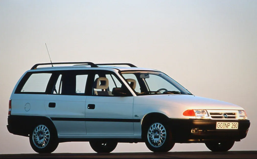 Логотип Astra (Caravan)