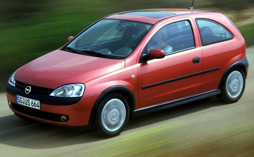 Логотип Opel Corsa Хэтчбек 3 дв. 3 (C)