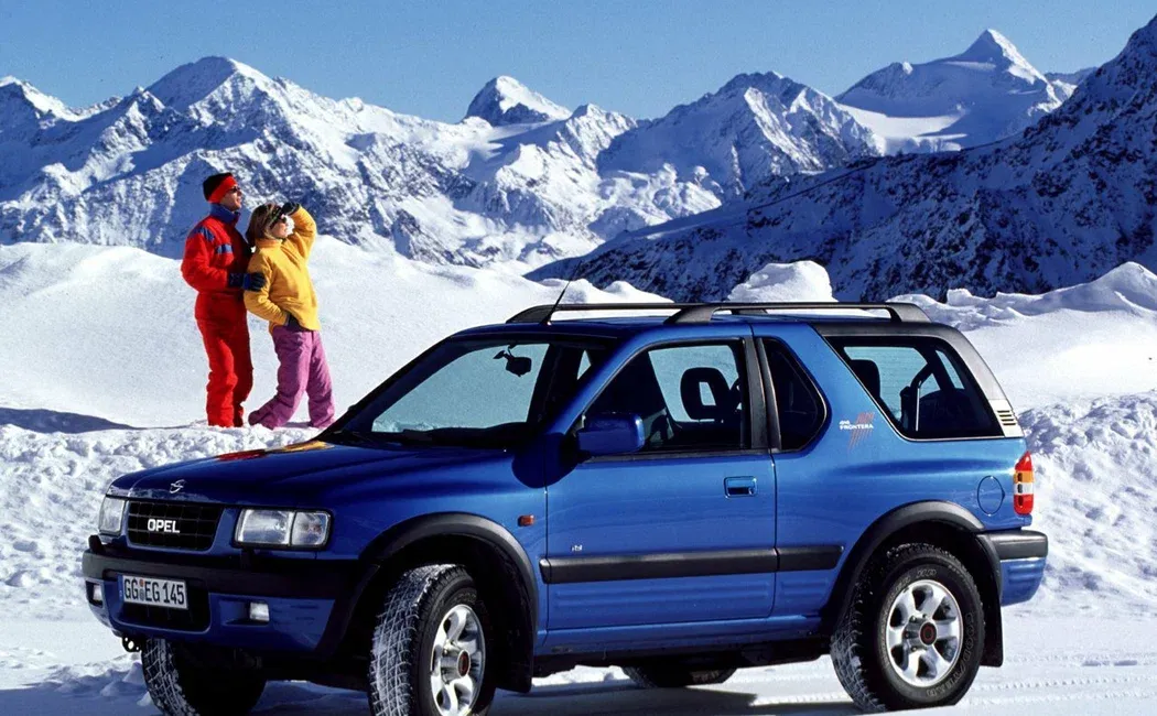 Логотип Opel Frontera Внедорожник 3 дв. 2 (B)