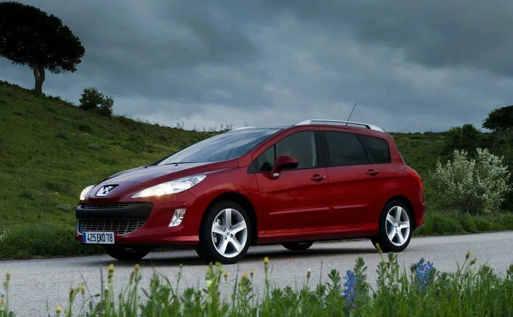 Логотип Peugeot 308 Универсал 5 дв. 1 поколение