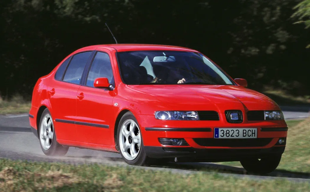 Логотип SEAT Toledo Седан 4 дв. 2 поколение