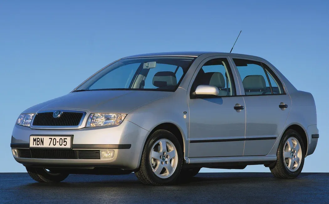 Логотип Skoda Fabia Седан 4 дв. 1 поколение