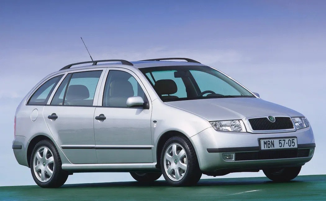 Логотип Skoda Fabia Универсал 5 дв. 1 поколение