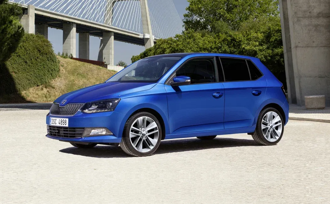 Логотип Skoda Fabia Хэтчбек 5 дв. 3 поколение