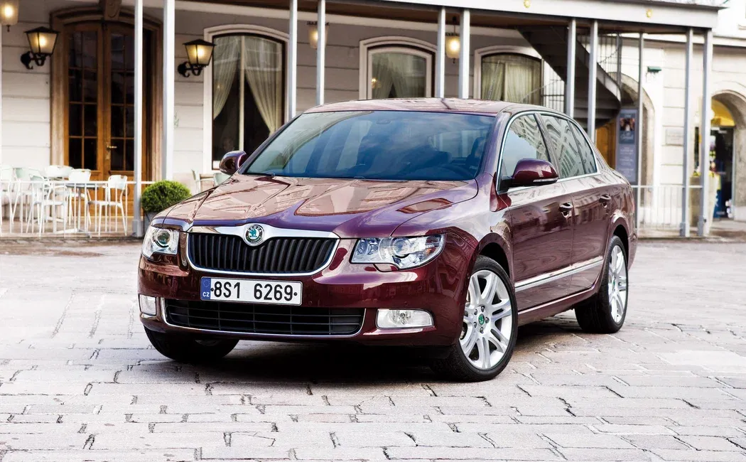 Логотип Skoda Superb Лифтбек 4 дв. 2 поколение