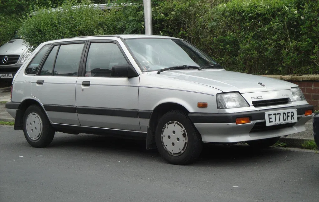 Логотип Suzuki Cultus Хэтчбек 5 дв. 2 поколение