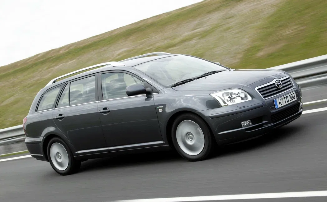 Логотип Toyota Avensis Универсал 5 дв. 2 (T25) (T250)