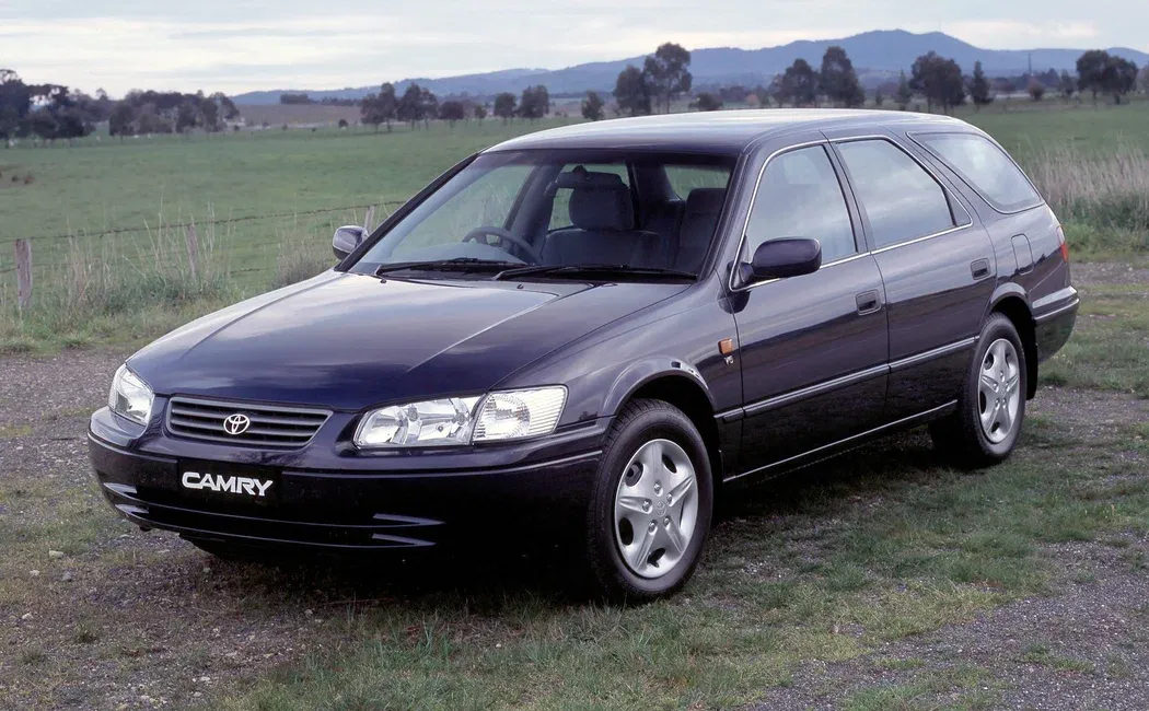 Логотип Toyota Camry Gracia Универсал 5 дв. 1 (XV20)