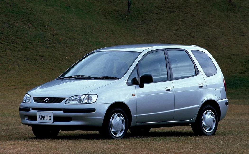 Логотип Toyota Corolla Spacio Минивэн 5 дв. 1 поколение