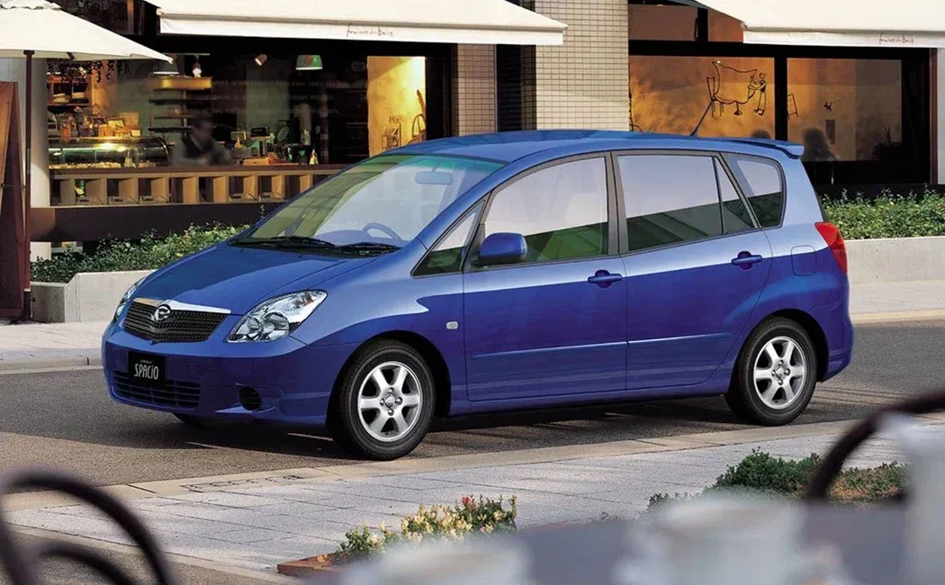 Логотип Corolla Spacio