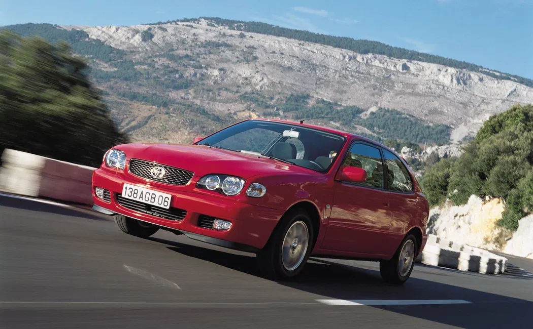 Логотип Toyota Corolla Хэтчбек 3 дв. 8 (E110)