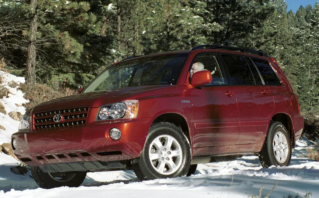 Логотип Highlander