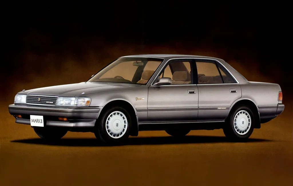 Логотип Toyota Mark II Седан 4 дв. 6 (X80)